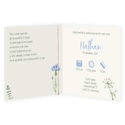 Geboortekaartje bloemen in blauwtinten met label