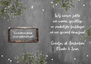 Kerstkaart wegwijzer op krijtbord hip en trendy