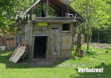 Verhuiskaart houten huis